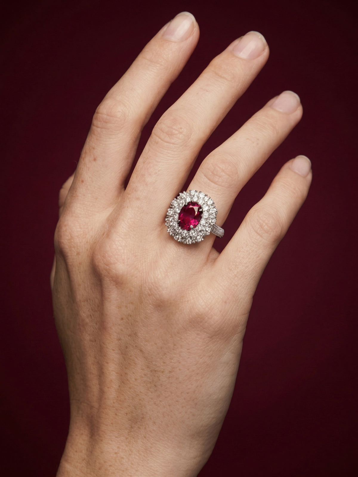 2ct Imperial Ruby Halo Ring in 925 sterling silver — STAUDENMANN